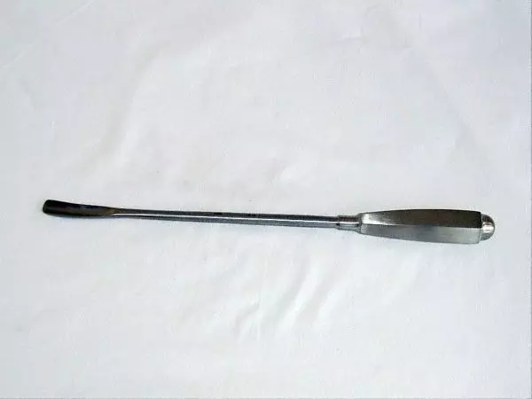 Gouge de Stagnara, manche antidérapant, 30 cm x 10 mm à 118,94 €